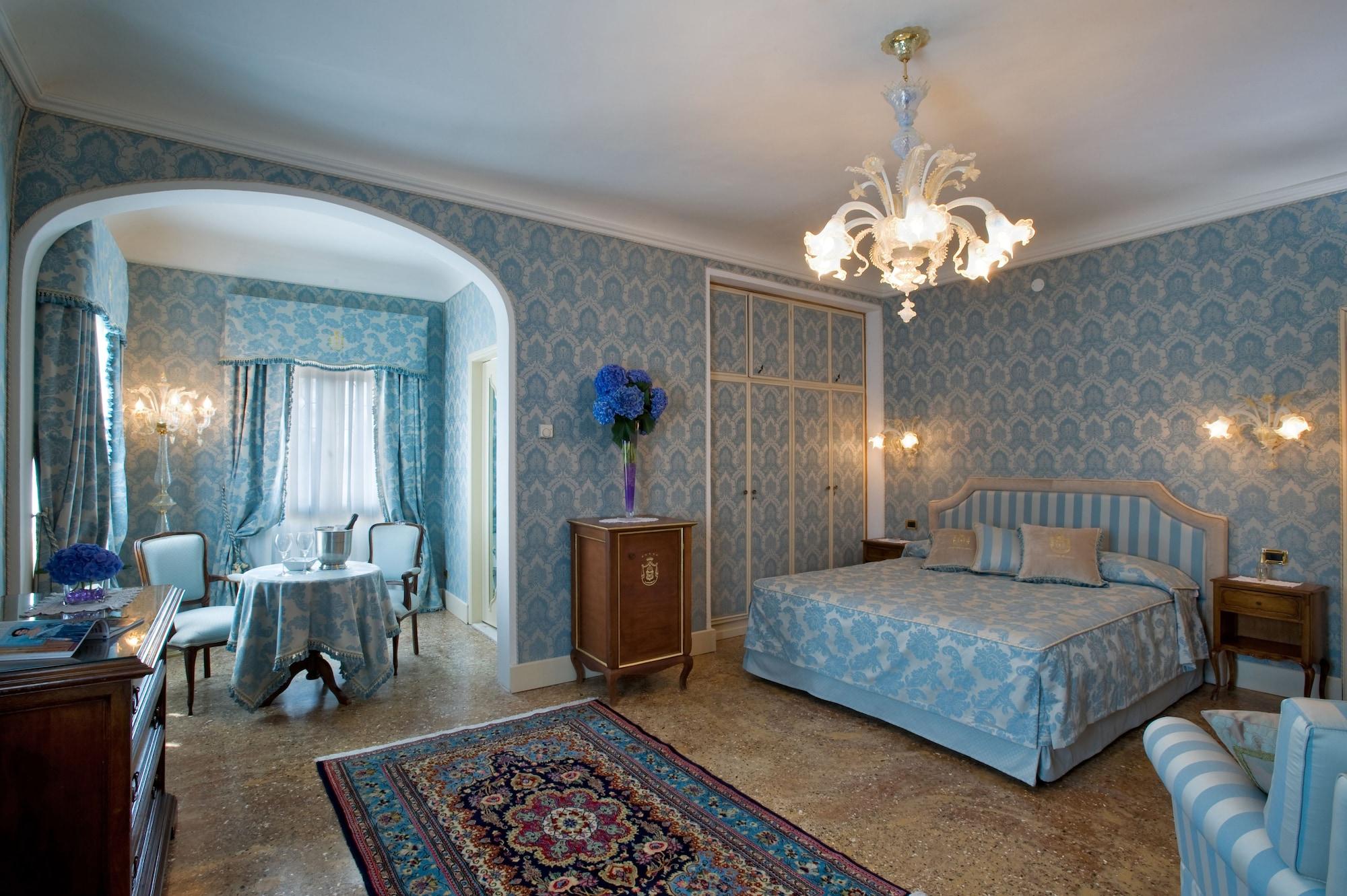 Hotel Villa Condulmer Мольяно-Венето Номер фото A suite at the Excelsior