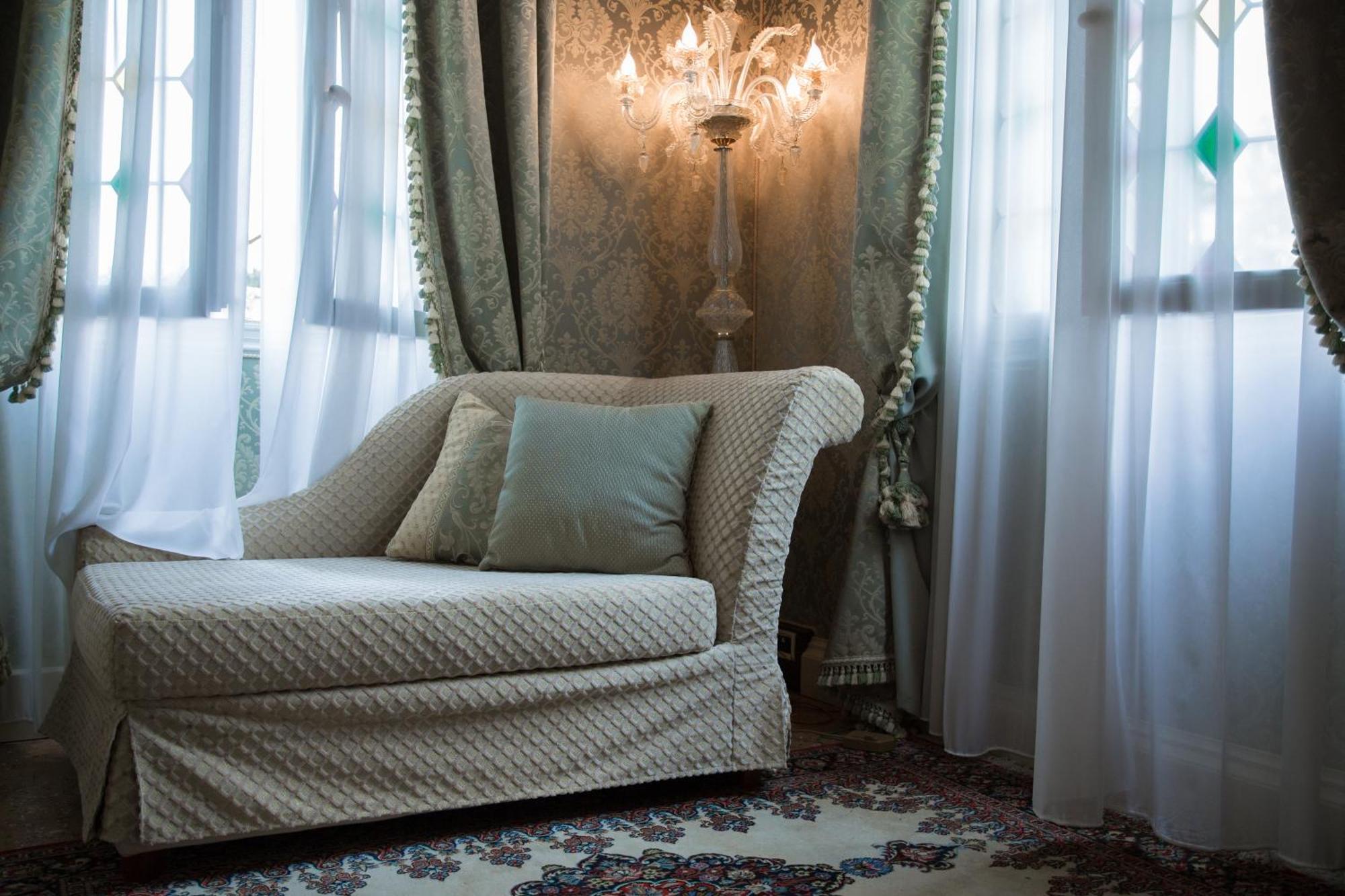 Hotel Villa Condulmer Мольяно-Венето Номер фото A chaise longue