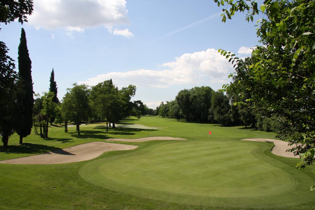 Hotel Villa Condulmer Мольяно-Венето Экстерьер фото Golf course