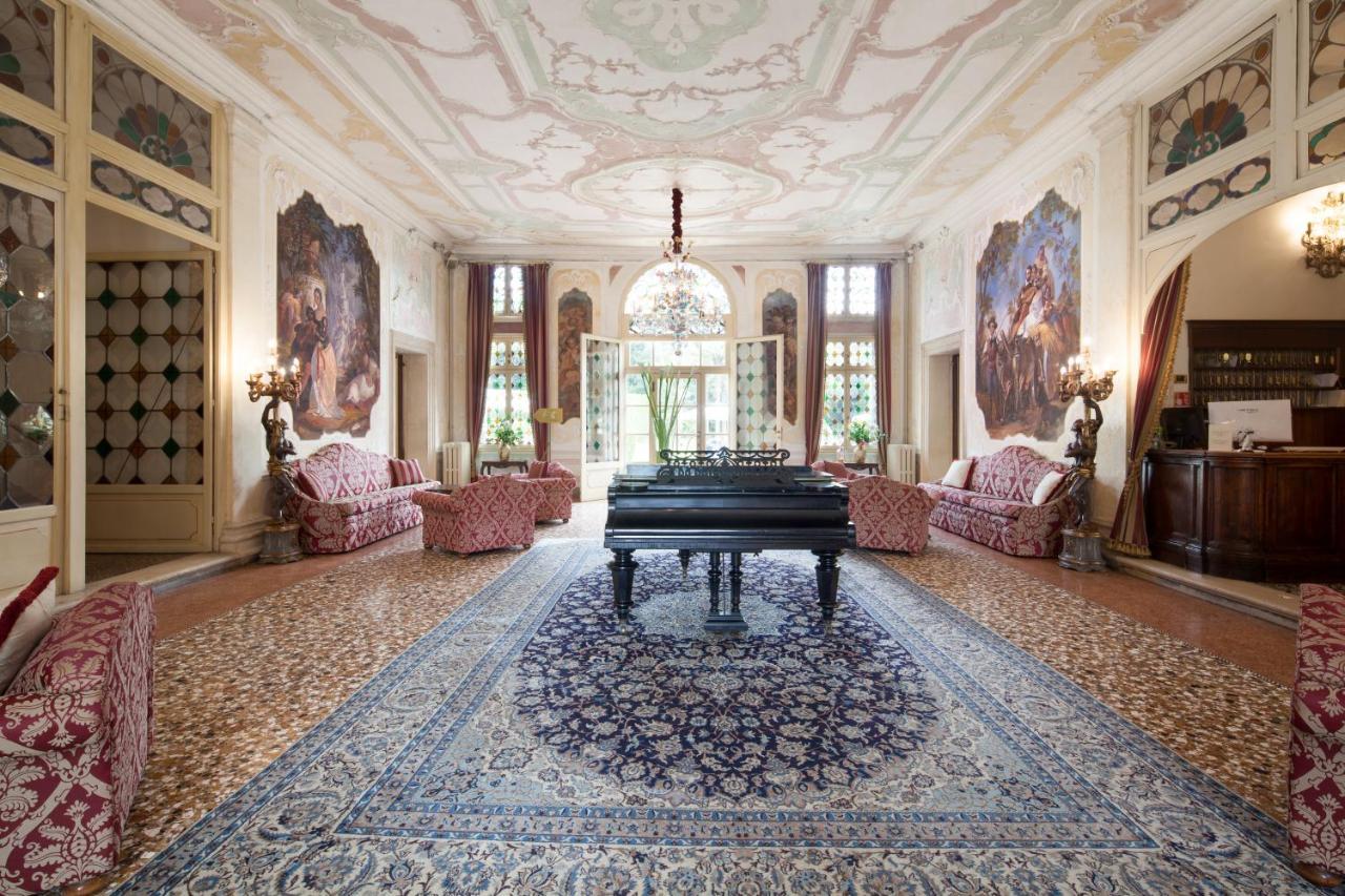 Hotel Villa Condulmer Мольяно-Венето Экстерьер фото The interior of the villa